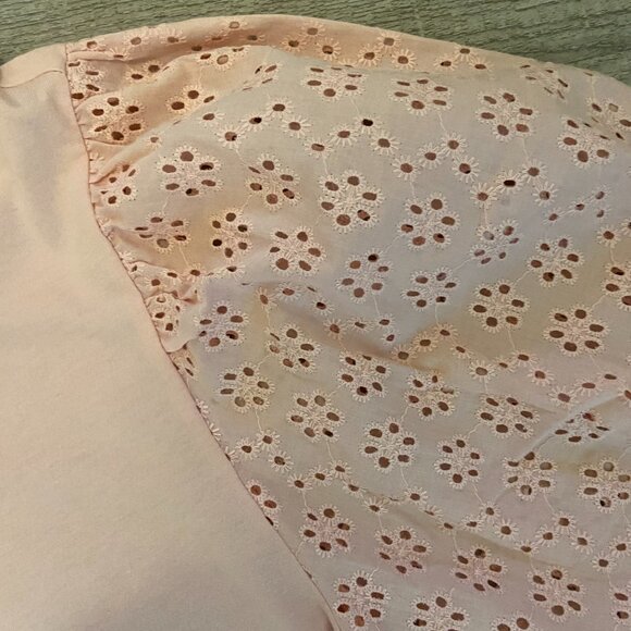 Loft Outlet Eyelet Balloon Sleeve Top Size Large Pink 100% Cotton - Picture 4 of 4